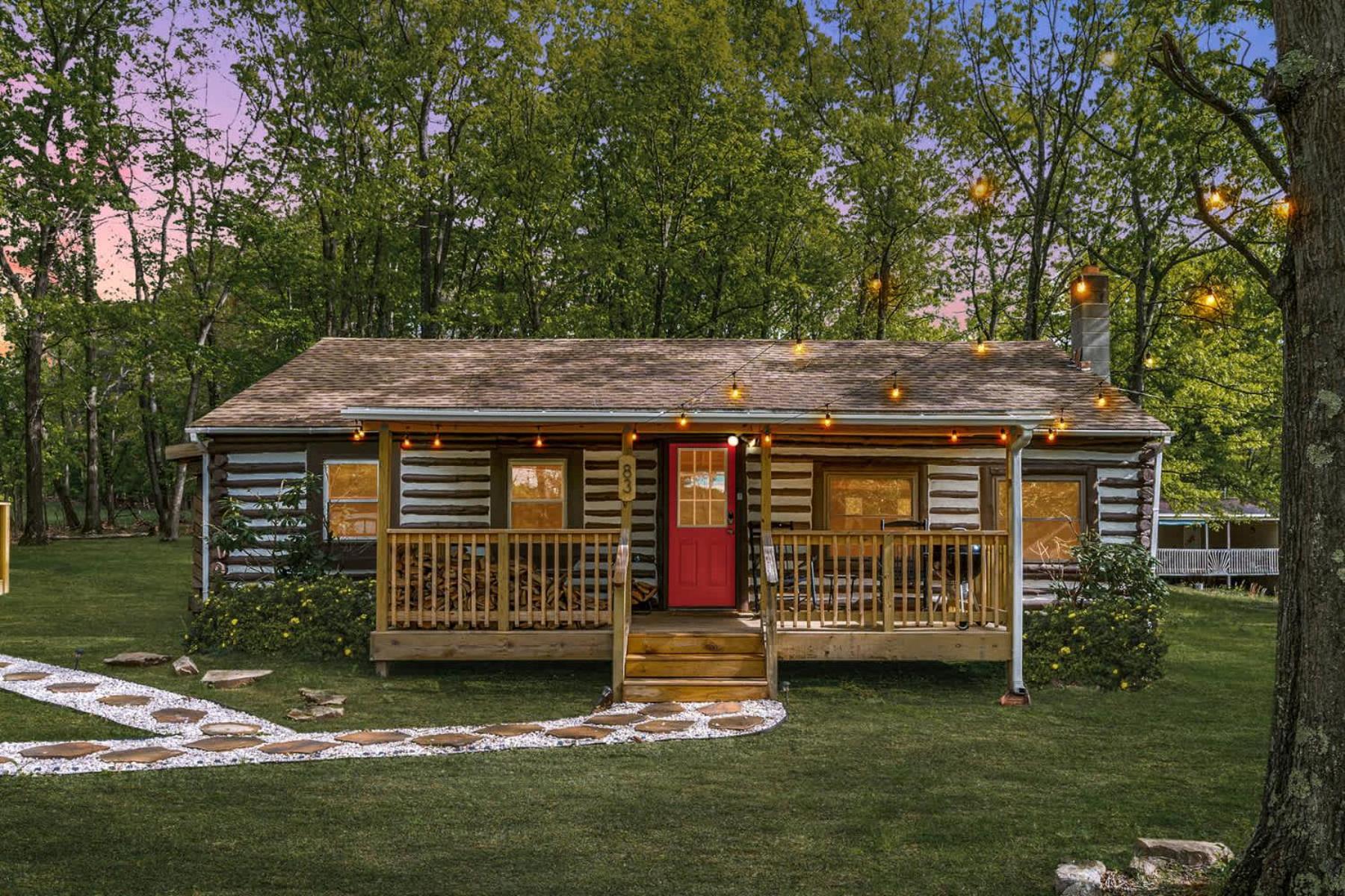 Modernized Log Cabin W Hot Tub Fire Pit & Views Berkeley Springs Bagian luar foto