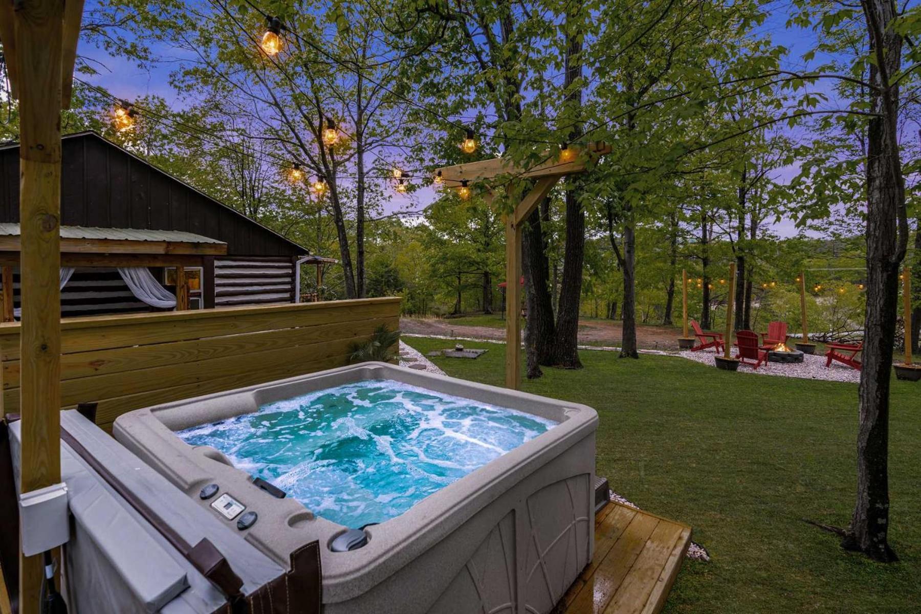 Modernized Log Cabin W Hot Tub Fire Pit & Views Berkeley Springs Bagian luar foto